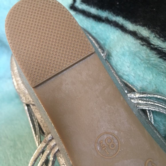 *New* Forever Silver Strappy Sandals - Picture 6 of 8